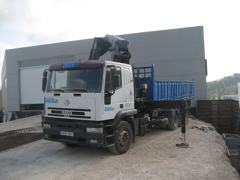 Camión Grua Autocargante