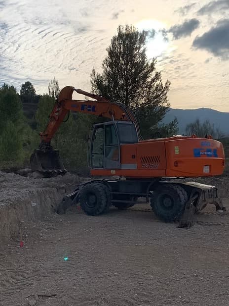 Giratoria Fiat-Kobelco E215W